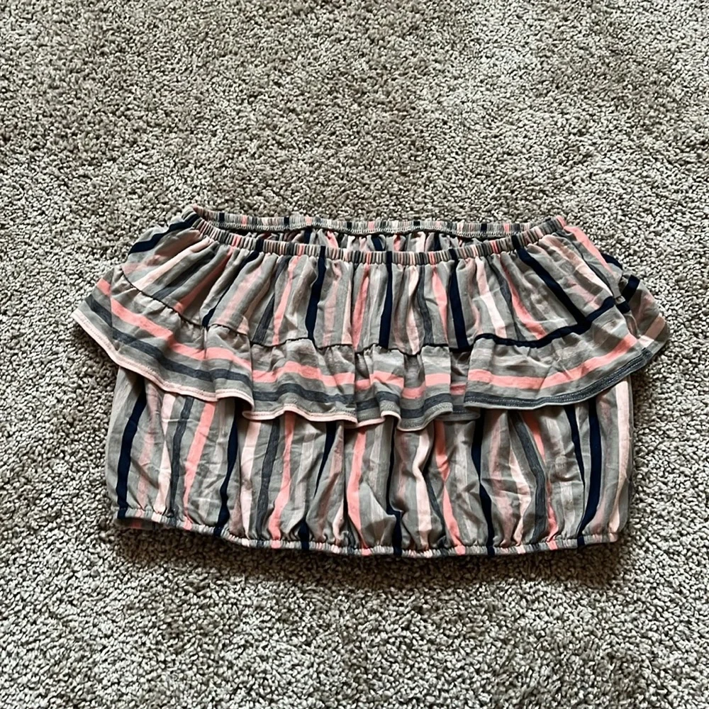 American Eagle Ruffle Bubble Top - Picture 4 of 6
